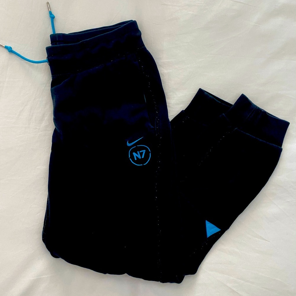 Nike N7 Joggers